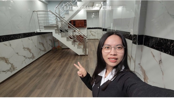 Nhà đẹp ngay Vườn Lài, hẻm 4m thông Lê Thúc Hoạch, 46m2 chỉ 5Đ hơn